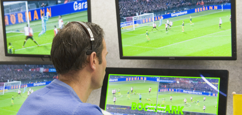 VAR Scheidsrechter regels